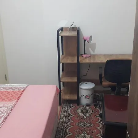 Quarto em Acomodações Particulares A With A Double Bed And A Balcony *